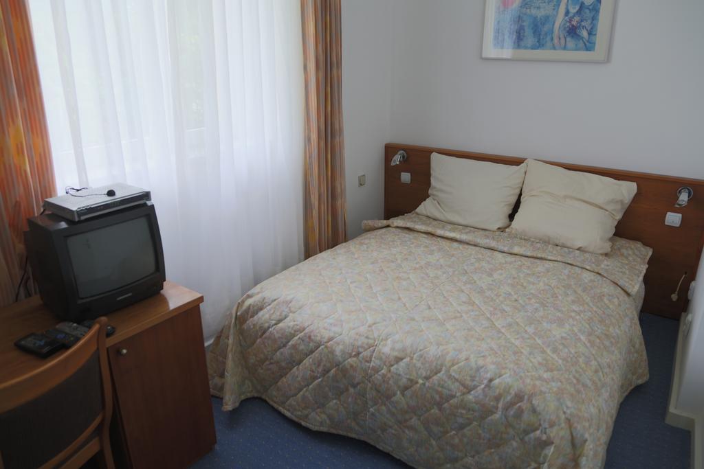 Willa Maksymilian Bed And Breakfast Bromberg Zimmer foto
